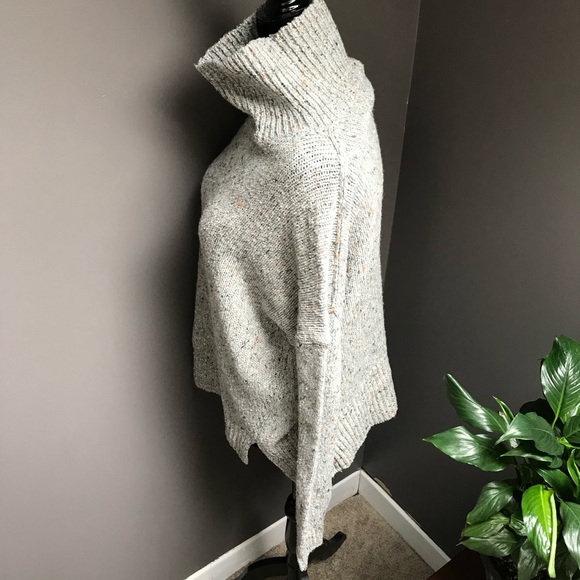 NWT EN Thread Women’s Knitted Turtleneck Sweater - Picture 2 of 5